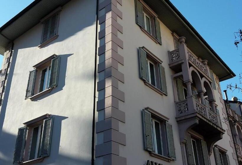 Bed And Breakfast Sweet Home