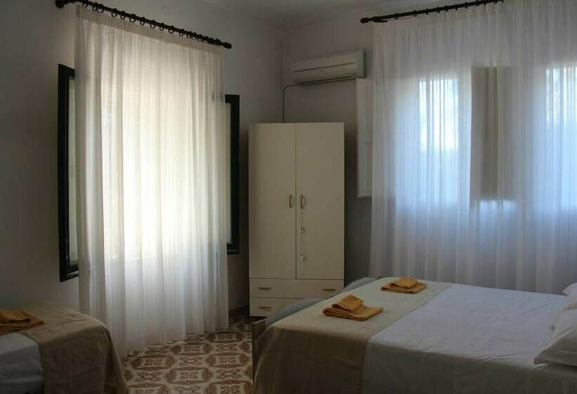 민박 Villa Dei Pini