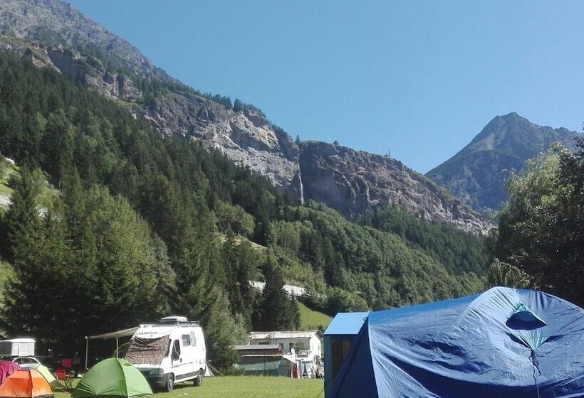 Camping Hotel La Pineta