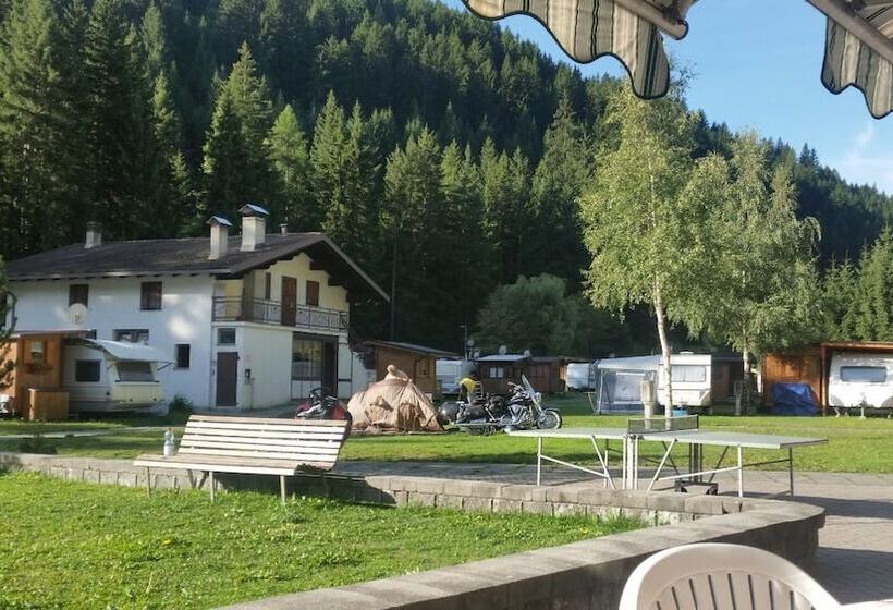 Camping Hotel La Pineta