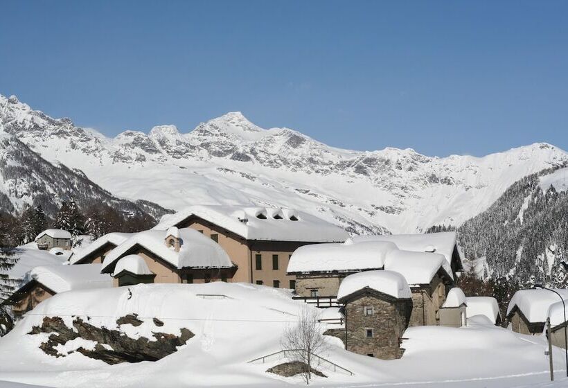 簡易ホテル Casa Alpina San Luigi