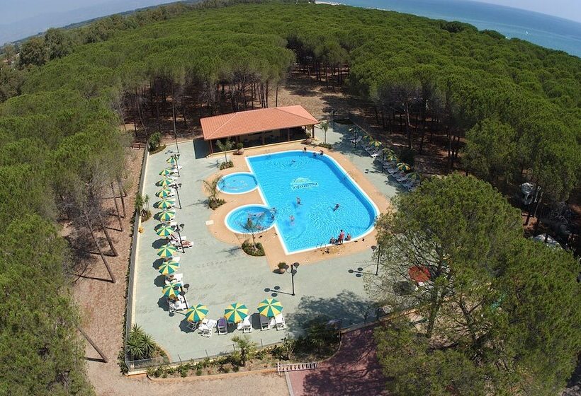 هتل Camping Villaggio Thurium