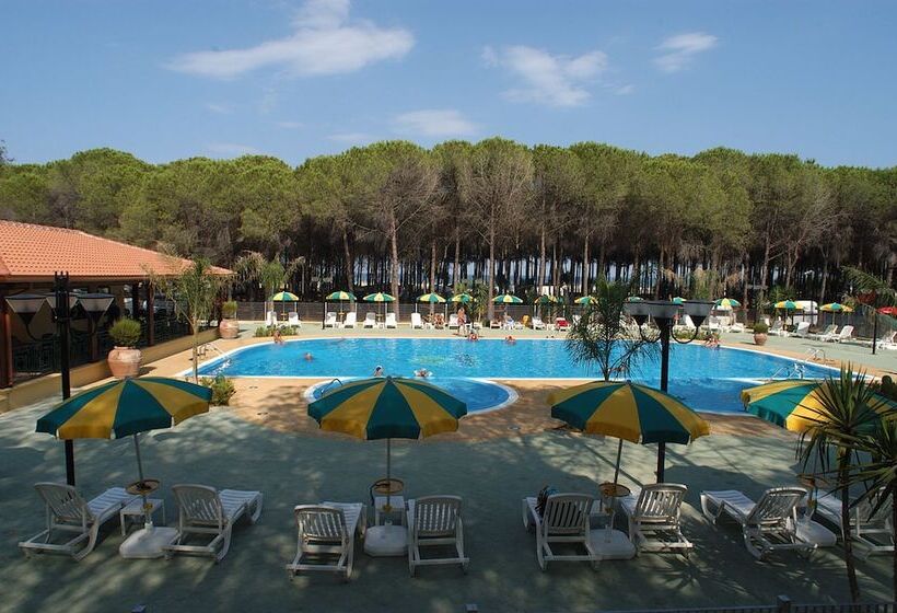 هتل Camping Villaggio Thurium