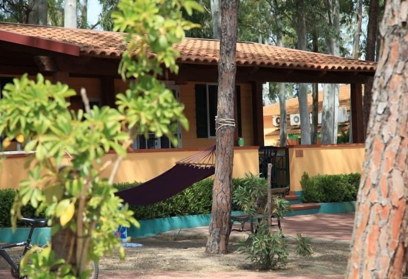 هتل Camping Villaggio Thurium
