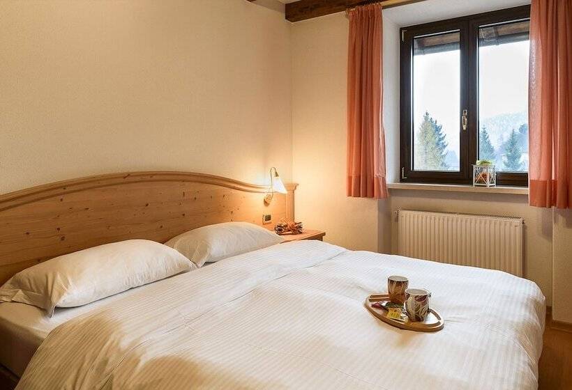 בית מלון כפרי Cima D Asta