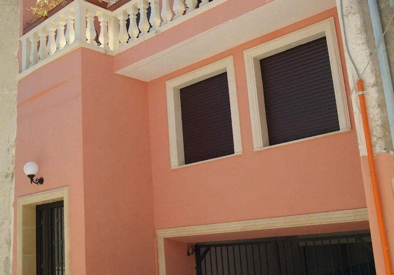 בית מלון כפרי Morgan