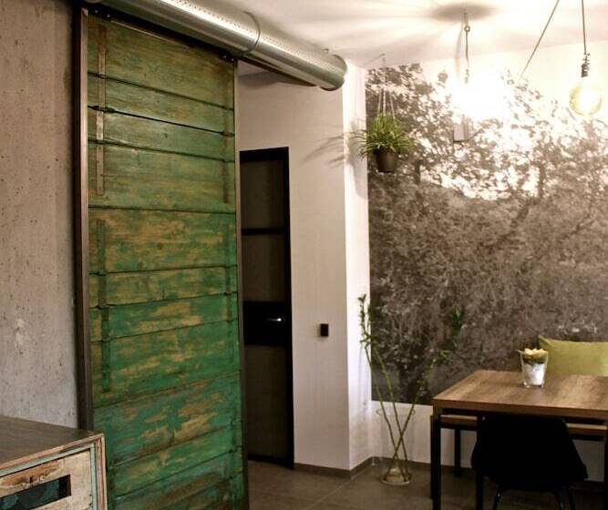 בית מלון כפרי Pove 2.4