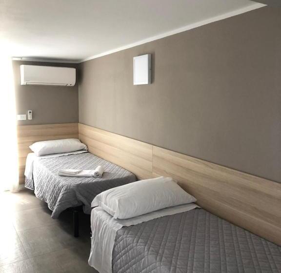 בית מלון כפרי Rex