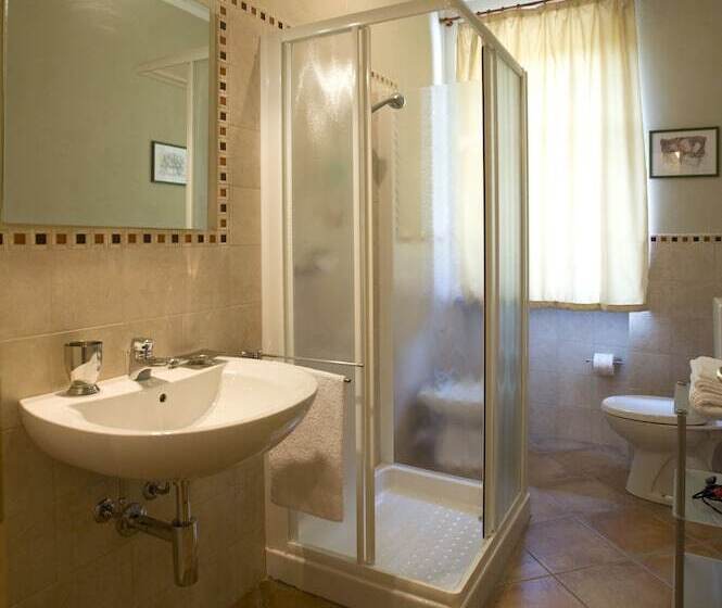 فندق ريفى Agriturismo Cascina Monchiero