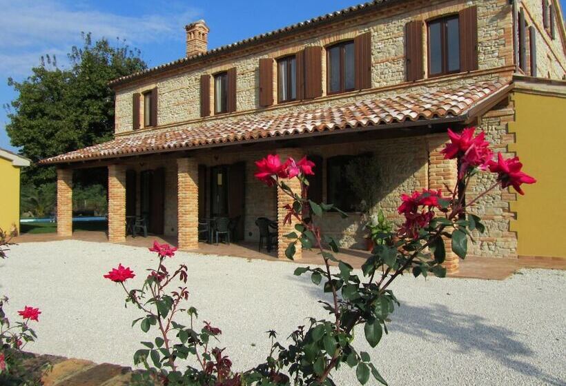 בית מלון כפרי Agriturismo La Vecchia Fonte