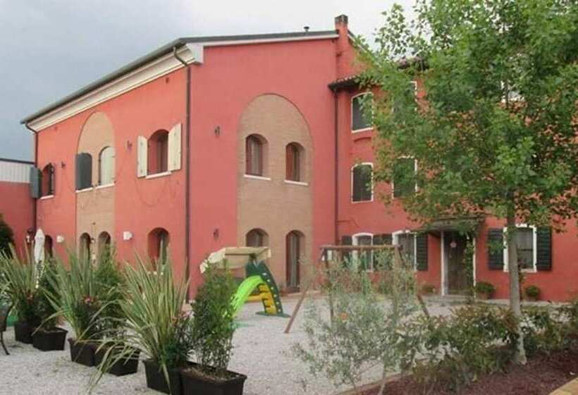 בית מלון כפרי Agriturismo Quadrifoglio Relax