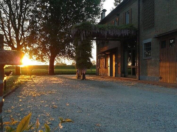 교외 호텔 La Migliara