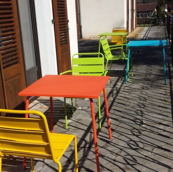 膳宿费 Le Curieux