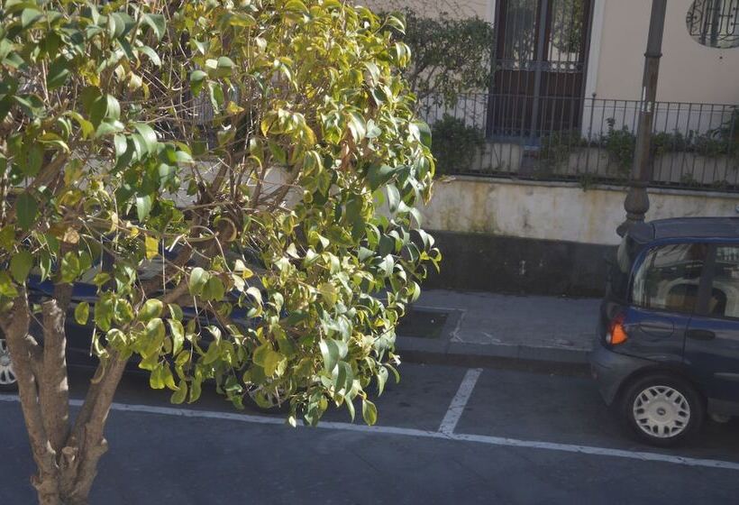 B&b Vicolo Del Chiostro