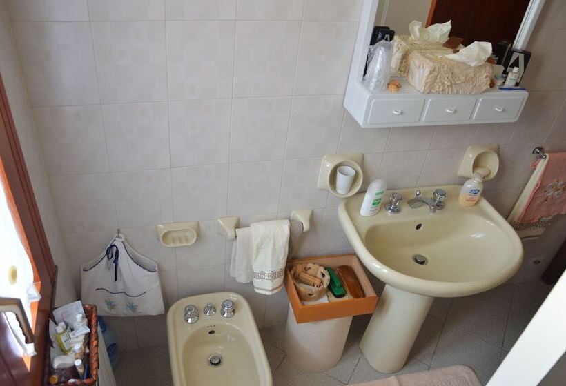 B&b Vicolo Del Chiostro