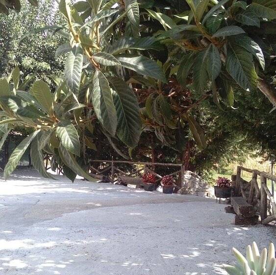 تختخواب و صبحانه Agriturismo Santagada