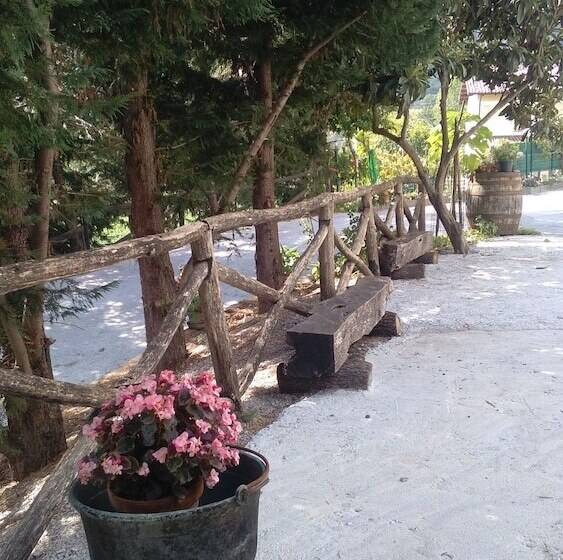 تختخواب و صبحانه Agriturismo Santagada