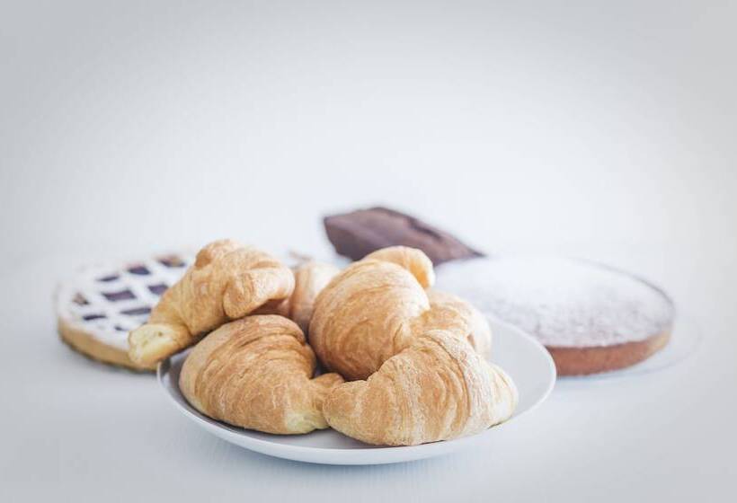 مبيت وإفطار La Postale