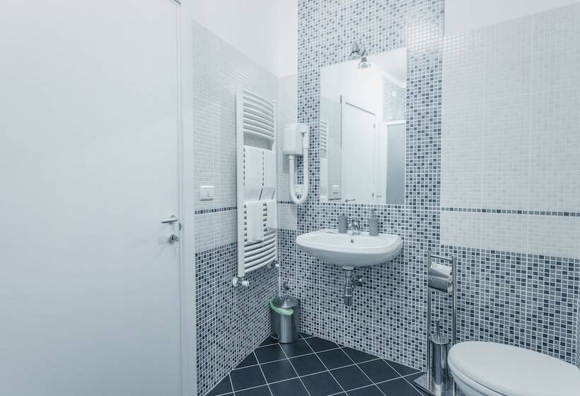 مبيت وإفطار La Postale