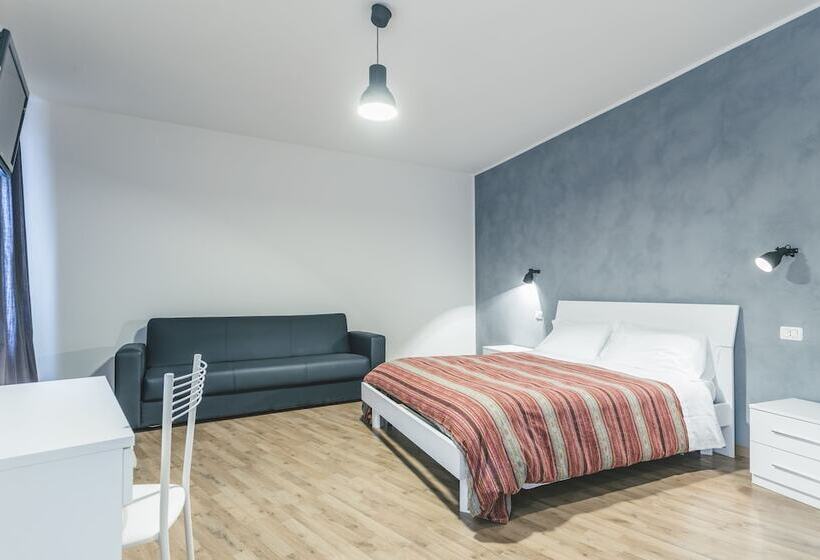 مبيت وإفطار La Postale