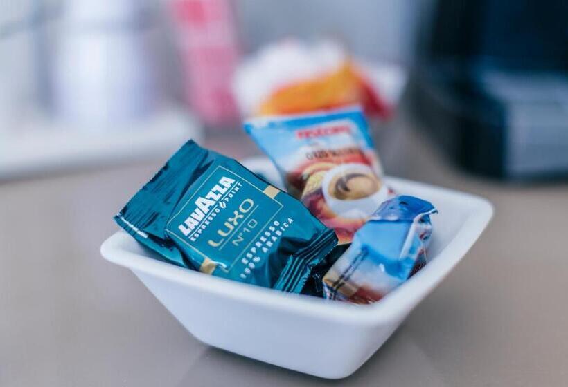 مبيت وإفطار La Postale