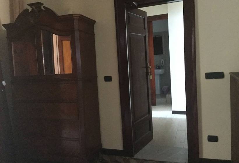 ベッドアンドブレックファースト Marina Inn