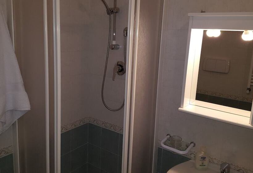 مبيت وإفطار Villa Erry