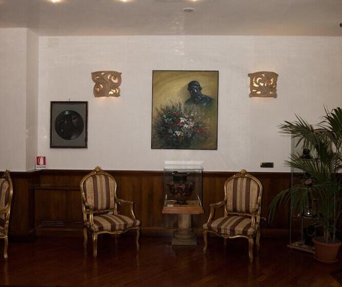 פונדק Altavilla