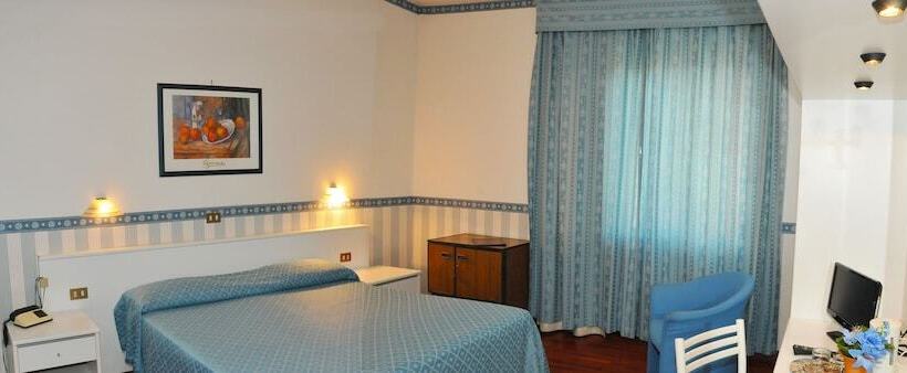 פונדק Altavilla