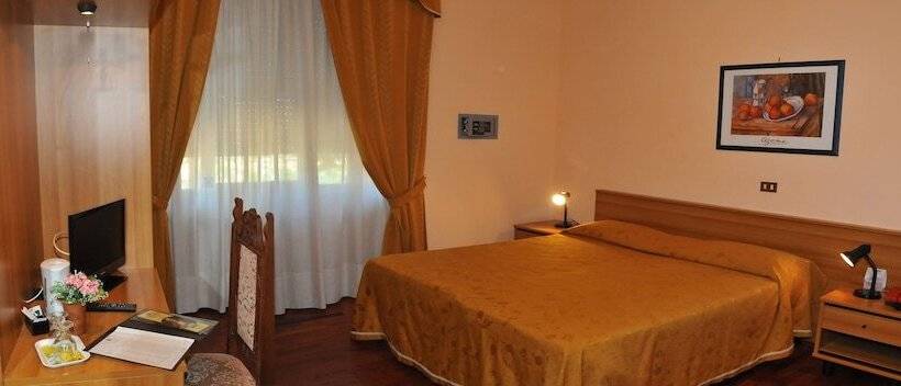 פונדק Altavilla