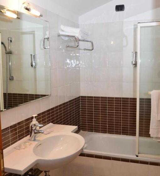 פונדק Altavilla