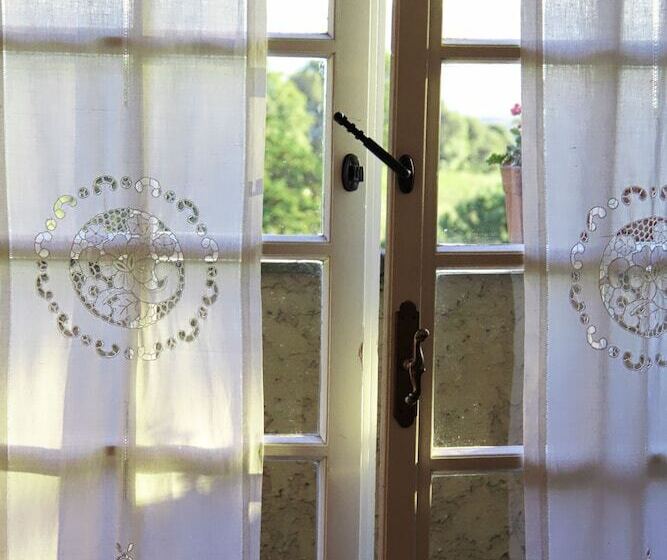 فندق ريفى Agriturismo Anna De Croy