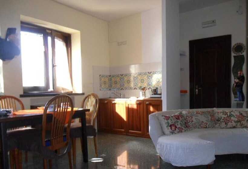 乡村酒店  B&b Home Holiday Villa Delle Acacie Agriturismo