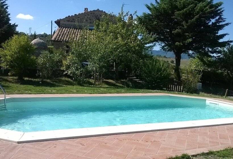 בית מלון כפרי Podere Sant'antonio