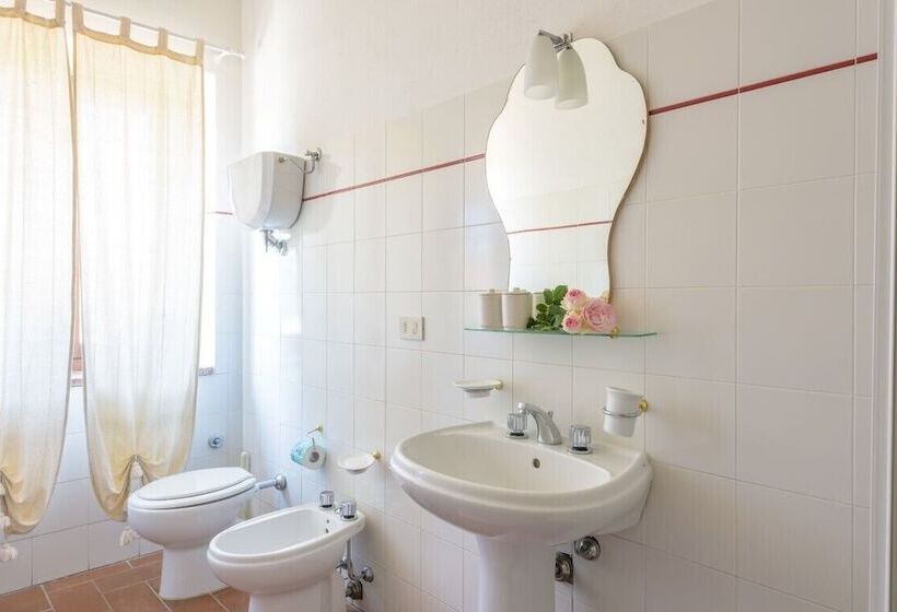 בית מלון כפרי Podere Sant'antonio