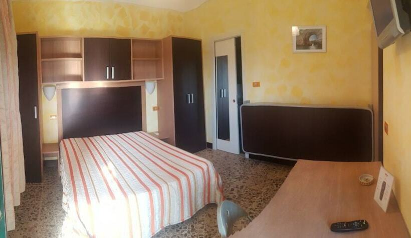 هتل Villaggio Turistico Valle Scinni