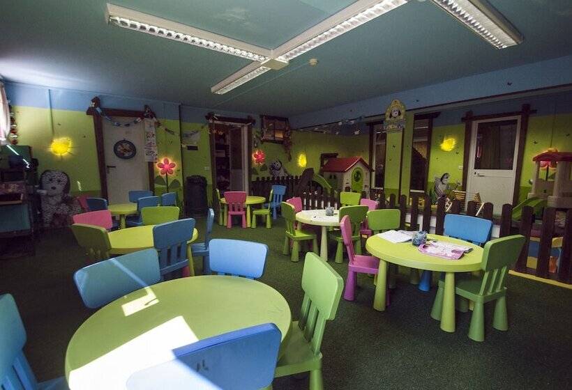 בית מלון כפרי Weekend Glamping Resort