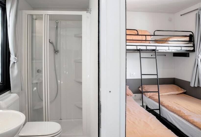 בית מלון כפרי Weekend Glamping Resort