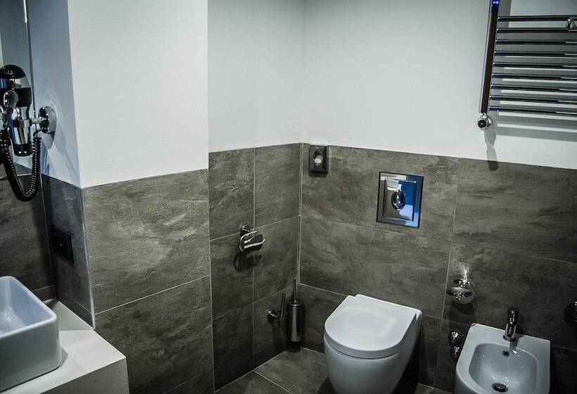 National Park Hotel & Spa