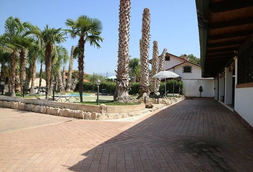 פנסיון Aurelio Rapillo