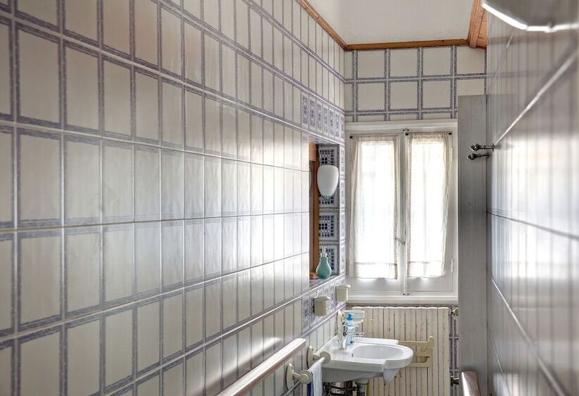 펜션 La Serra  Villa De Bonis