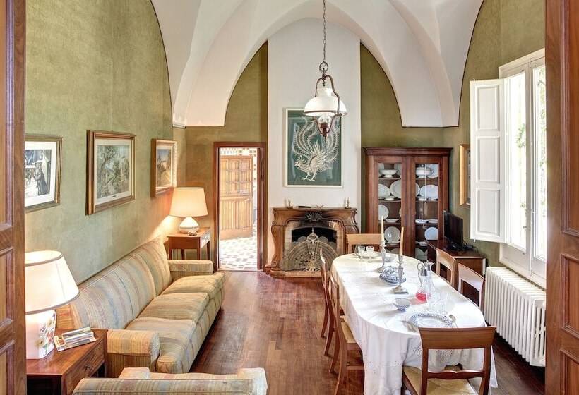 펜션 La Serra  Villa De Bonis