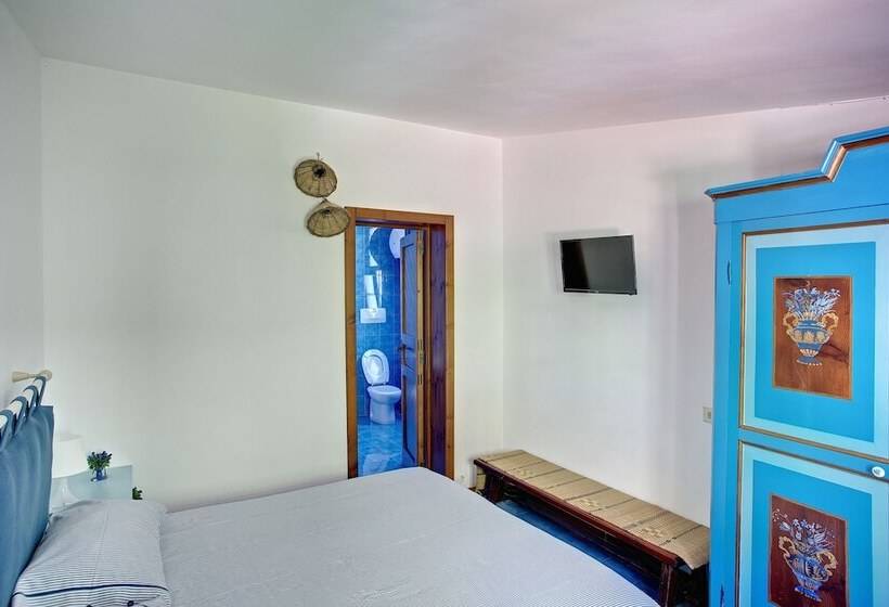 펜션 La Serra  Villa De Bonis