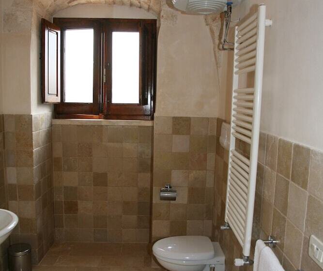 住所  Masseria Montecchie