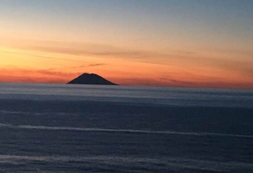 منتجع Villaggio Camping La Scogliera