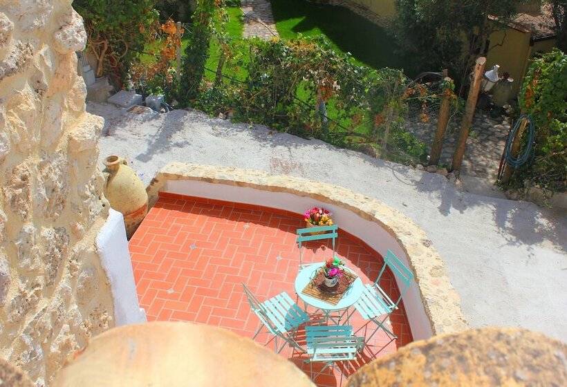 مبيت وإفطار Casale Racalmare