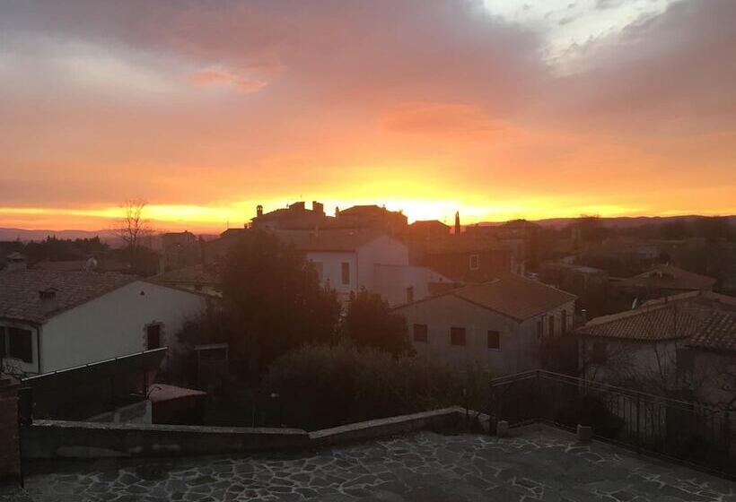 تختخواب و صبحانه La Biocca