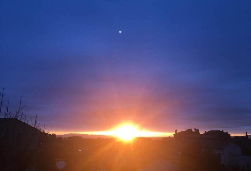 تختخواب و صبحانه La Biocca