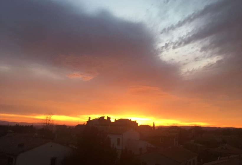 تختخواب و صبحانه La Biocca