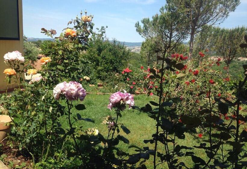 تختخواب و صبحانه La Biocca